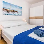 By The Sea - 18586 Apartment