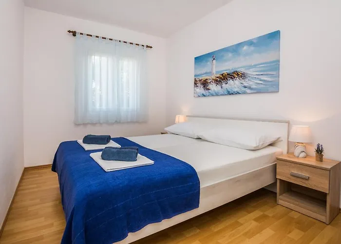 Apartment By The Sea - 18586